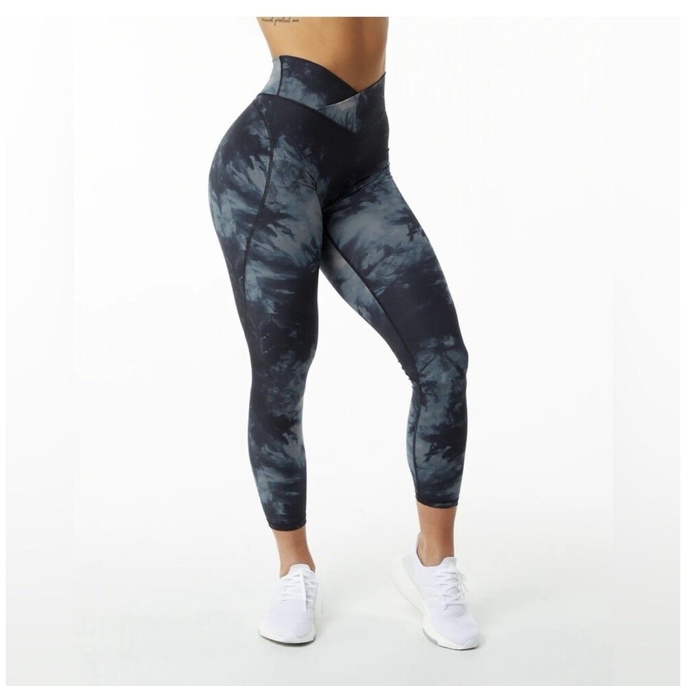 Alphalete Women’s Surface Power Leggings 27”- Black Oil Strain, Size XS
